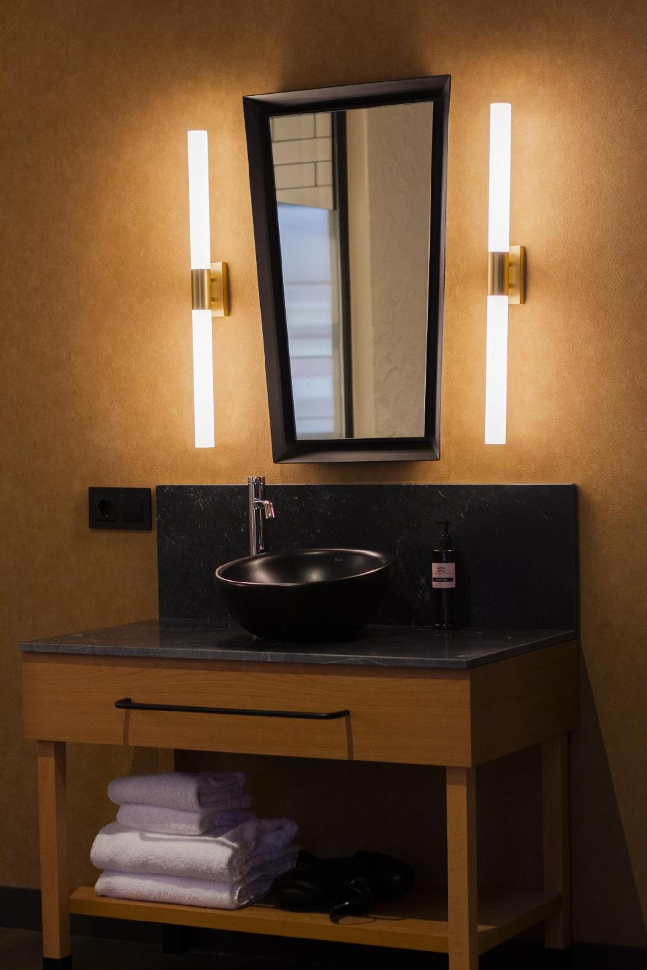 Letoh Letoh Bilbao Hotel Exterior photo